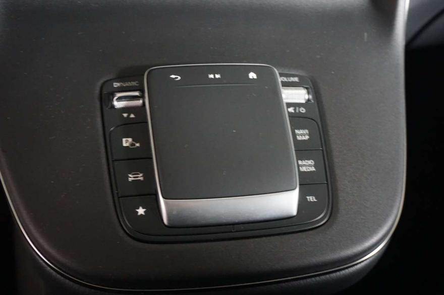 Mercedes-Benz EQV 300
