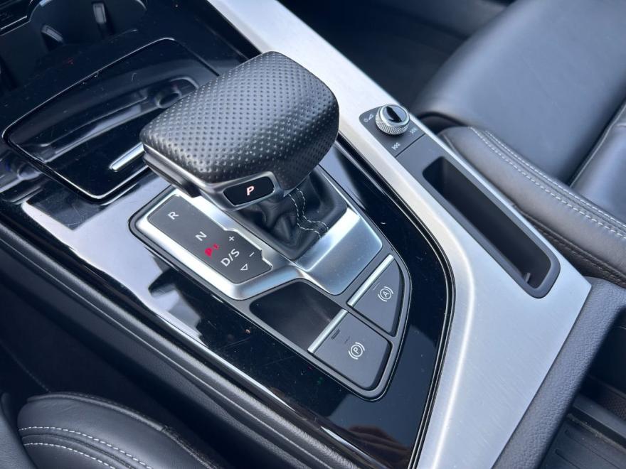 Audi A5 SportBack 40 TDI


Extra opties en pakketten:
-S-line exterieur
-S-line interieur
-pano dak


Interieur en Comfort:

Multimedia:

Veiligheid en verlichting:



Wiel en toebehoren:


Volledige service historiek aanwezig
Ongeval-kras-rook-huisdiervrij
1jaar garantie, keuring +carpass inbegrepen
BTW aftrekbaar
Financiering mogelijk
Bezichtiging/testrit enkel na afspraak

On parle français
We speak english
Wir sprechen deutsch


VIAR-MOTORS
Tel: +32497499272