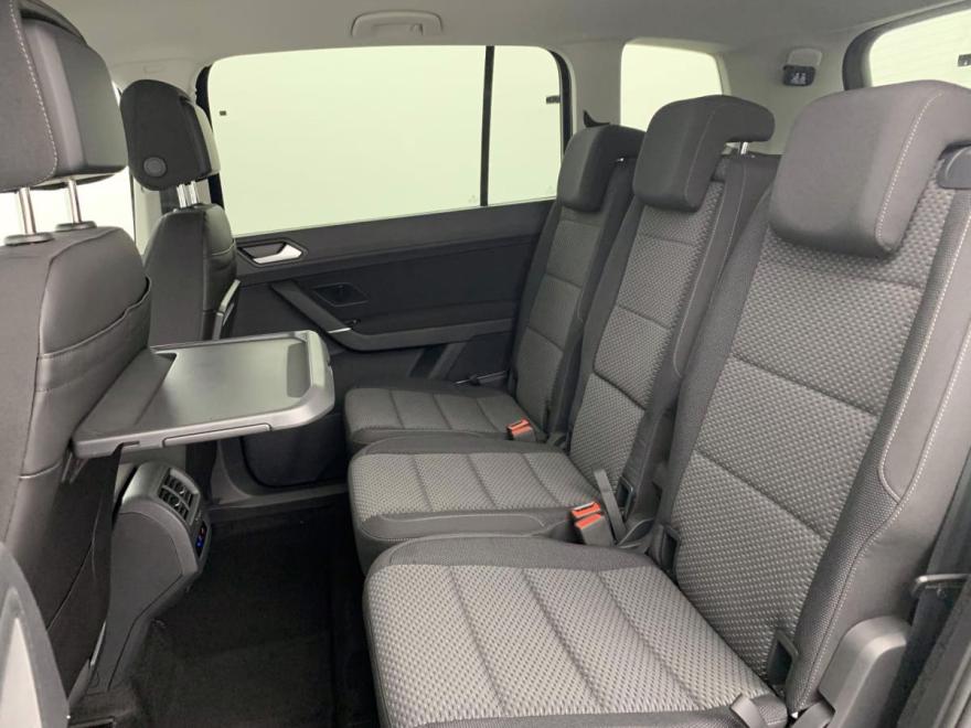 Volkswagen Touran edition 150 AT