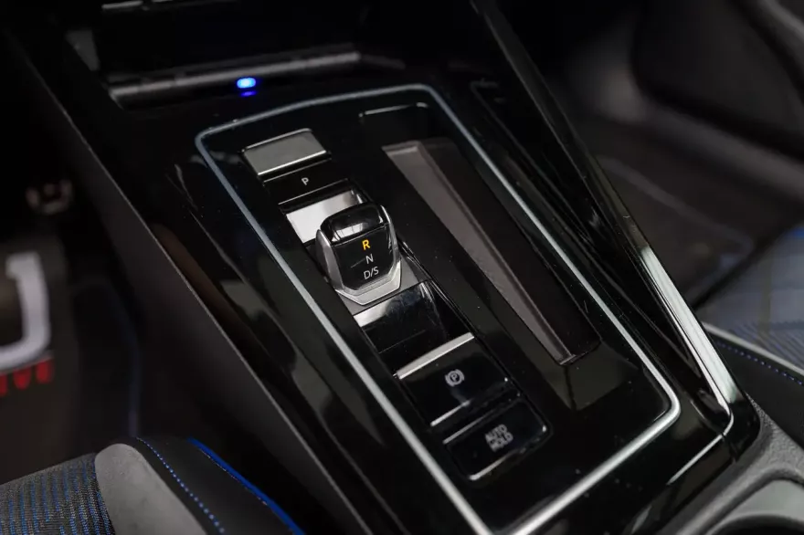 Volkswagen Golf R