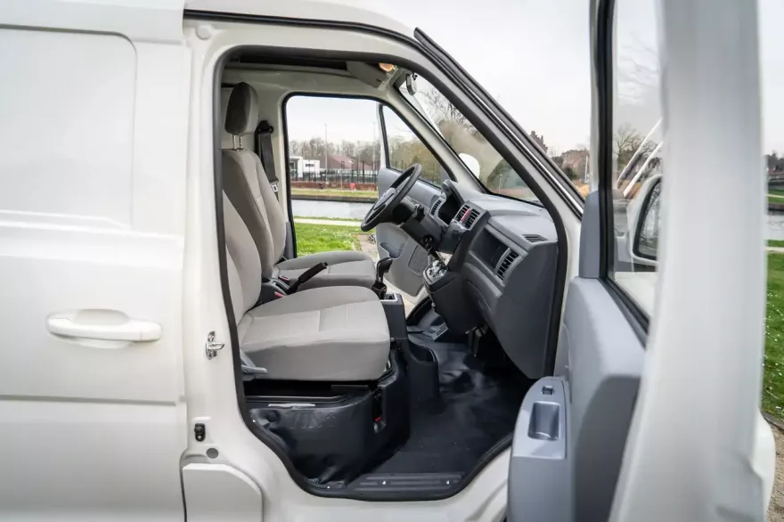 Cenntro Logistar 200