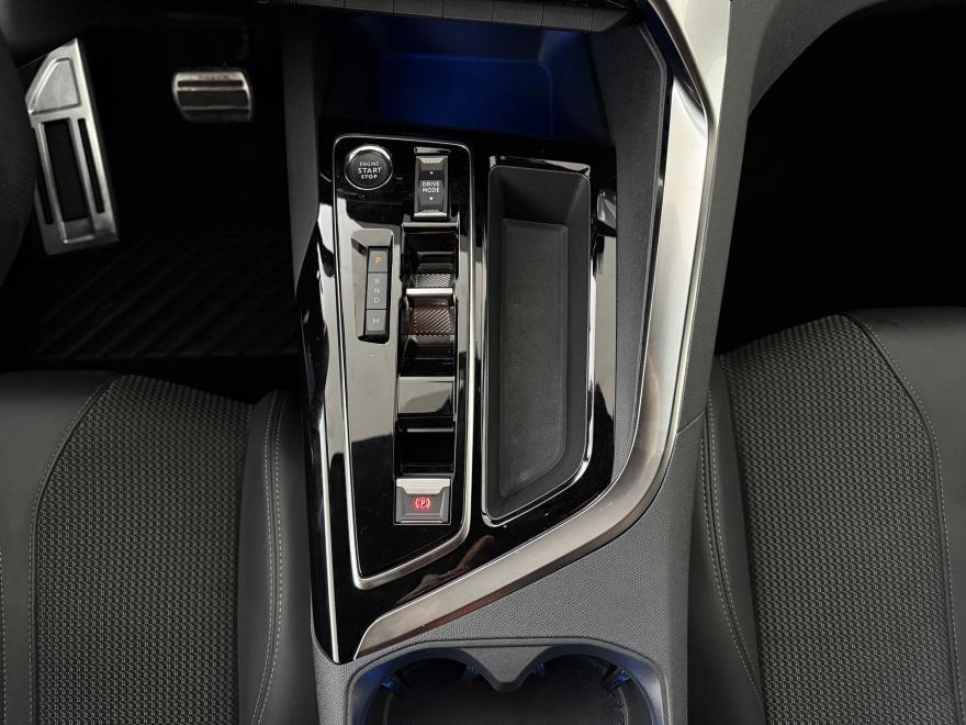 Peugeot 5008 1.2 puretech gt 130 AT