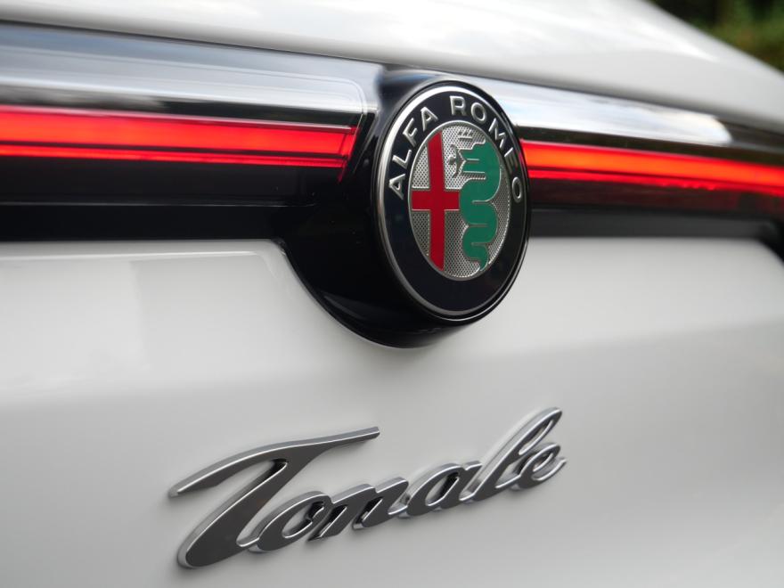 Garantie constructeur tot 48ste maand of 60 000 km
Garanti constructeur jusqu'a 48ième mois ou 60 000 km
Constructors warranty until 48th month or 60 000 km


Wagen te bezichtigen bij :
Garage Palermo 
Kezelberg 11
8560 Moorsele
maa tem vrij : 08u00-12u00 & 13u30-18u00
zat : op afspraak 
tel : 00 32 (0)56 50 99 84
gsm :  00 32 (0)468 51 35 59
info@garagepalermo.be

Prijs is inclusief het afleverpakket (t.w.v. €199) : keuring, onderhoud uitgevoerd vóór levering & professionele opkuis.
Wenst u een overname van uw huidige wagen ? Geen enkel probleem, wij geven u een eerlijke overnameprijs.
Bent u ook op zoek naar een autolening of -leasing ? Wij helpen u graag !
Bijkomende vragen ? Een afspraak of testrit ? Contacteer ons vrijblijvend!

Volledige stock te ontdekken op :  www.garagepalermo.be