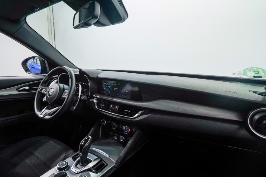 Alfa Romeo Stelvio sprint 160 AT