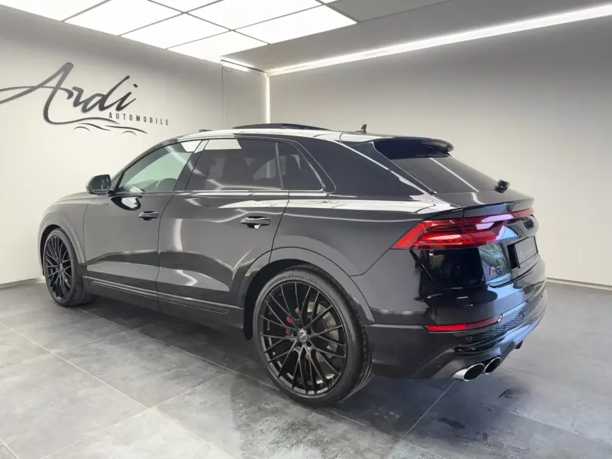 Audi SQ8