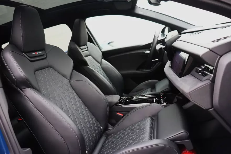 Audi SQ6 e-tron