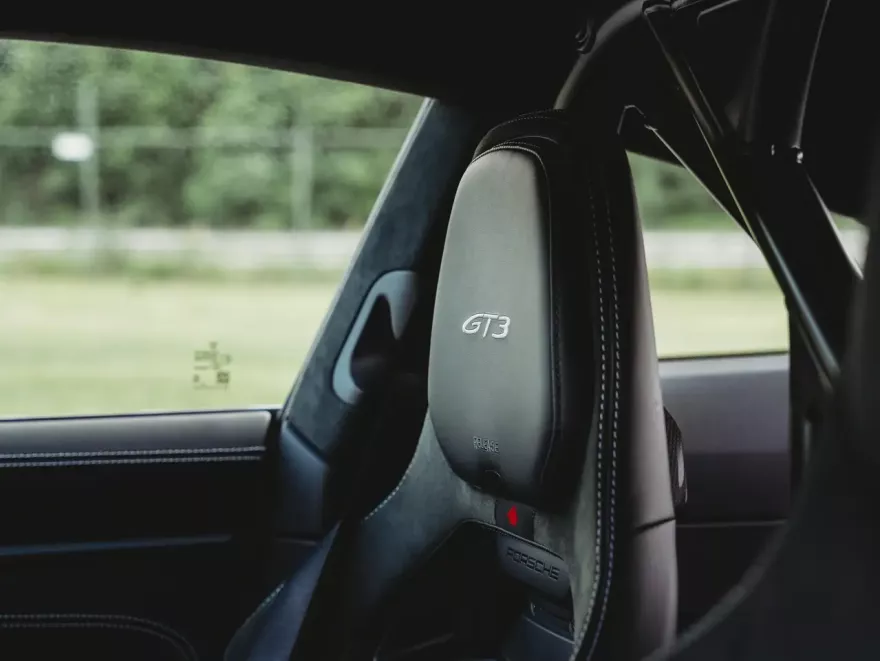 Porsche 992