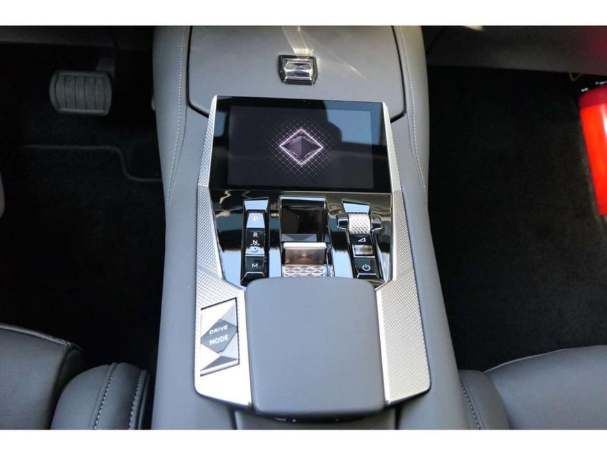 DS Automobiles DS 4