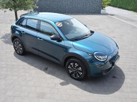 CAR GALLERY DE GEYNDT
"passion for your mobility"
www.garagedegeyndt.be
Financiering op maat ter plaatse mogelijk 
Overname voertuig mogelijk
Eigen dienst naverkoop alle merken 
12 Maand waarborg inbegrepen 
Waarborg tot 48 Maand mogelijk (optie)
Car-Pass
Tweedehandskeuring inbegrepen
