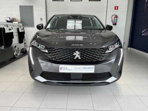 PEUGEOT NEW 3008 ACTIVE PACK 1.2 BENZINE MANUEL 6 VERSN 130 PK / VRAAG NAAR ONZE CONDITIES EN KM STAND WAGEN RIJDT ALS DEMOWAGEN