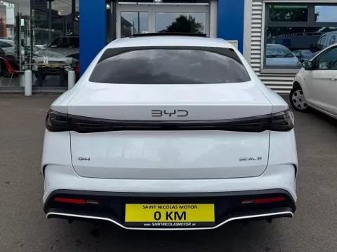 BYD Seal 6