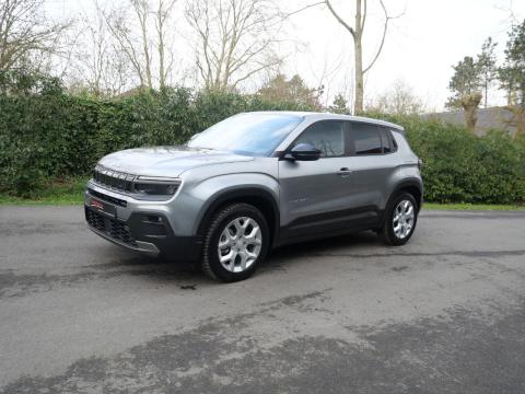 GARANTIE CONSTRUCTEUR TOT 48 STE MAAND OF MAX 60000KM 

Wagen te bezichtigen bij :
Garage Palermo 
Kezelberg 11
8560 Moorsele
maa tem vrij : 08u00-12u00 & 13u30-18u00
zat : op afspraak 
tel : 00 32 (0)56 50 99 84
gsm :  00 32 (0)468 51 35 59
info@garagepalermo.be

Prijs is inclusief het afleverpakket (t.w.v. €199) : keuring, onderhoud uitgevoerd vóór levering & professionele opkuis.
Wenst u een overname van uw huidige wagen ? Geen enkel probleem, wij geven u een eerlijke overnameprijs.
Bent u ook op zoek naar een autolening of -leasing ? Wij helpen u graag !
Bijkomende vragen ? Een afspraak of testrit ? Contacteer ons vrijblijvend!

Volledige stock te ontdekken op:  www.garagepalermo.be