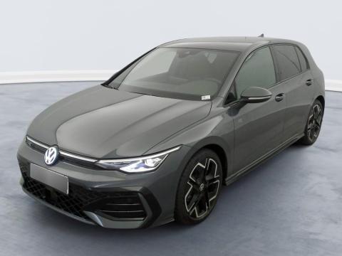Volkswagen Golf VIII r-line 150 AT