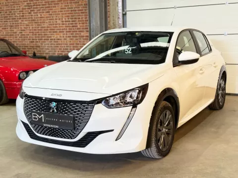 Peugeot e-208