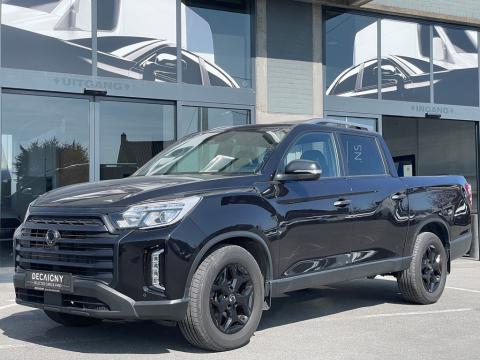 Deze wagen is te bezichtigen op volgend adres : Roeselaarsestraat 38, 8850 Ardooie.
Bij interesse kunt u ons bereiken via GSM : 0489/82.51.71 of via E-MAIL :  jeanmichel.vantroys@decaigny.be
 
Alle DECAIGNY SELECTED CARS & VANS worden op 110 punten gecontroleerd - Minimum 1 jaar garantie  – Europese wagen - Uitgebreide testrit mogelijk om onze kwaliteit te ervaren. Onze hoog opgeleide medewerkers garanderen U kwaliteit en perfecte service.
Bezoek onze website : https://www.decaigny.be  en vind uw droomwagen!
Flexlease : Alles omvattend leaseprogramma voor bedrijf en particulier. Bezoek onze website :  https://www.flexlease.rent .
Cash Your Car : Wij doen overnames van alle wagens, ongeacht leeftijd of merk. Bezoek onze website : https://www.cashyourcar.be.
Decaigny Care : Tot 10 jaar garantie a.d.h.v. een op maat gemaakt onderhoudscontract.
Neem vrijblijvend contact op met onze dienst verkoop.
Bedankt voor uw interesse in onze diensten. Familie Decaigny en het ganse team.
Prijs exclusief kit voor ingebruikname (onderhoud, duplicaat nummerplaat, jaar Europese bijstand, poetsbeurt binnen en buiten, keuring voor verkoop) van €240 incl. BTW.
 
Toutes DECAIGNY SELECTED CARS & VANS sont contrôlées sur 110points – Garantie minimum de 1 an – Voiture européenne – Possibilité d’essais approfondis afin d’aprrécier notre qualité. Notre personnel hautement qualifié vous garantit un parfait service de qualité.
Visitez notre site: https://www.decaigny.be et trouvez la voiture de vos rêves!
Flexlease : programme de lease complet pour les entreprises et les particuliers. Visitez notre site: https://www.flexlease.rent.
Cash Your Car : nous procédons à l'acquisition de toutes les voitures, quel que soit leur âge ou leur marque. Visitez notre site:https://www.cashyourcar.be.
Decaigny Care: Jusqu'à 10 ans de garantie basée sur un contrat de maintenance sur mesure.
N'hésitez pas à contacter notre service commercial.
Merci de votre intérêt pour nos services. La famille Decaigny et toute l'équipe.
Prix hors kit de mise en service (entretien, duplicate de plaque d'immatriculation, 12 mois d'assistance européenne, nettoyage intérieur et extérieur, contrôle technique de vente) de 240 € TTC.
